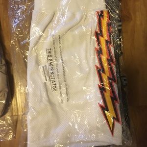 Supreme bolt basketball short white ⚡️